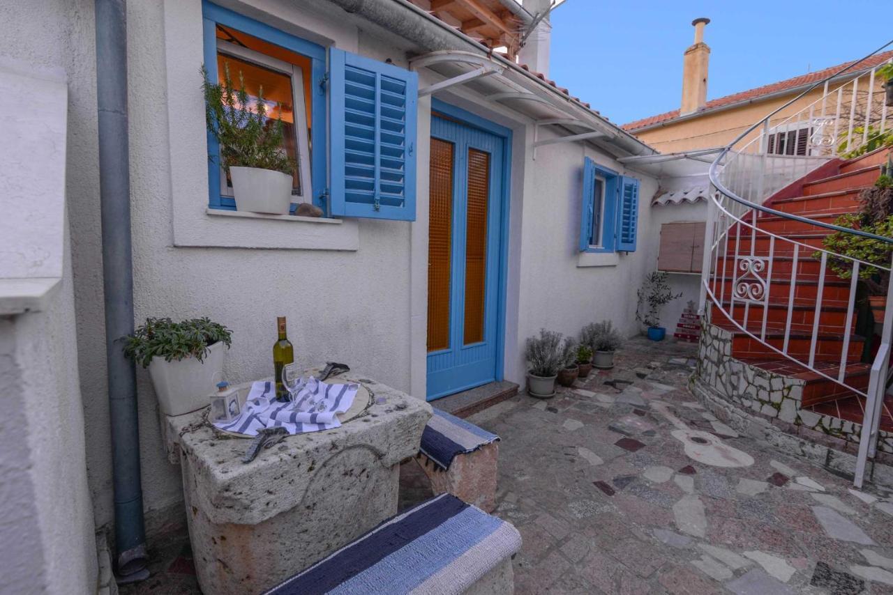 Apartments By The Sea Veli Losinj, Losinj - 7959 Exterior photo